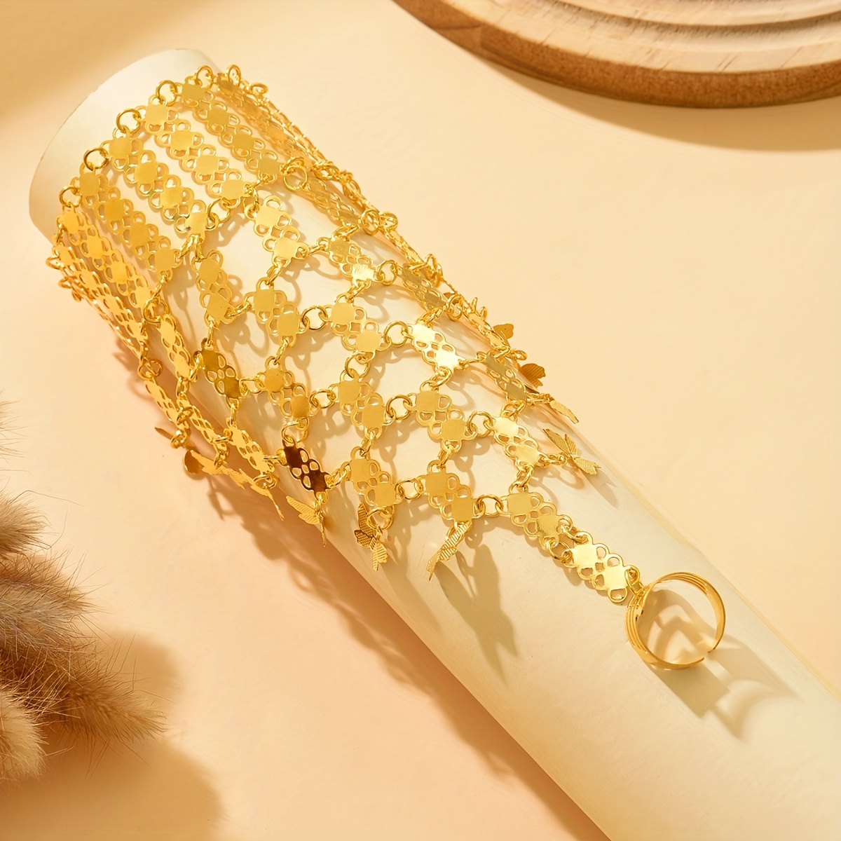 Heart-Shaped Tassel Ethnic Bracelet with Golden Detailing